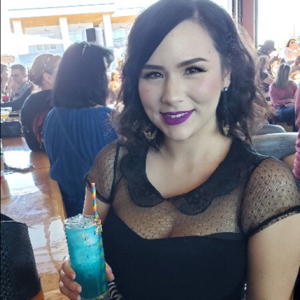 Meet your Posher, Carly